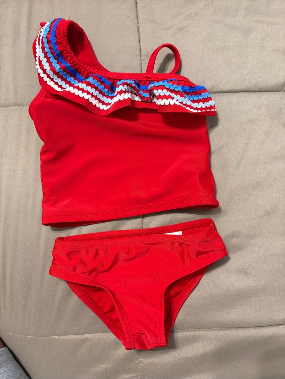 Girls clothes